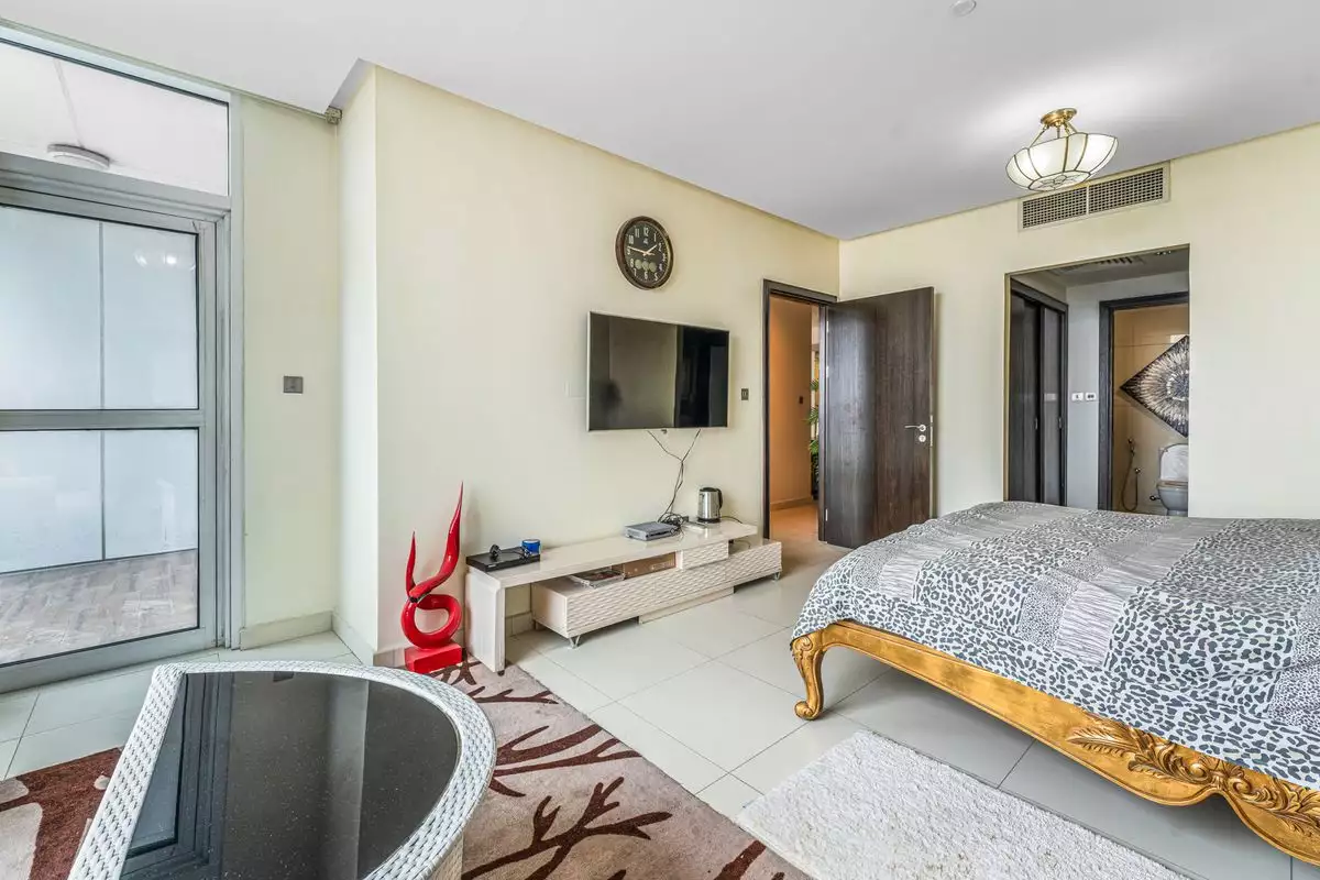 Flat 199m² in UAE, Dubai. Priced at 749146€ rent photo-9
