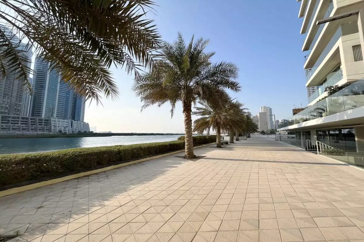 Flat 194m² in UAE, Abu Dhabi. Priced at 923947€ rent photo-18