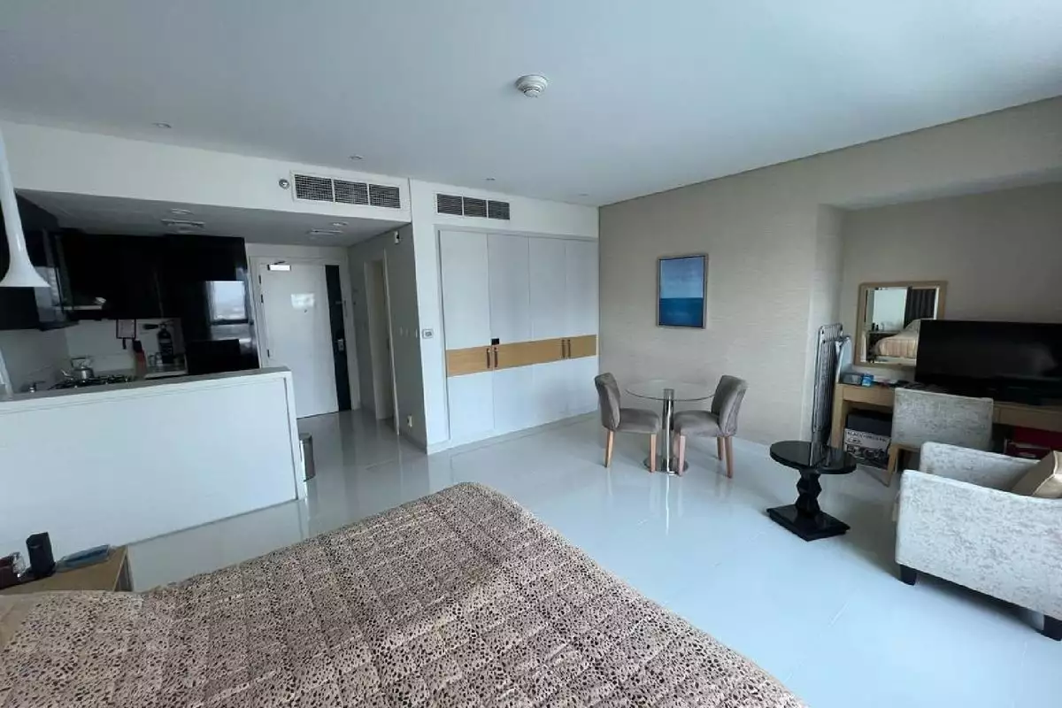 Flat 47m² in UAE, Dubai. Priced at 240975€ rent photo-2