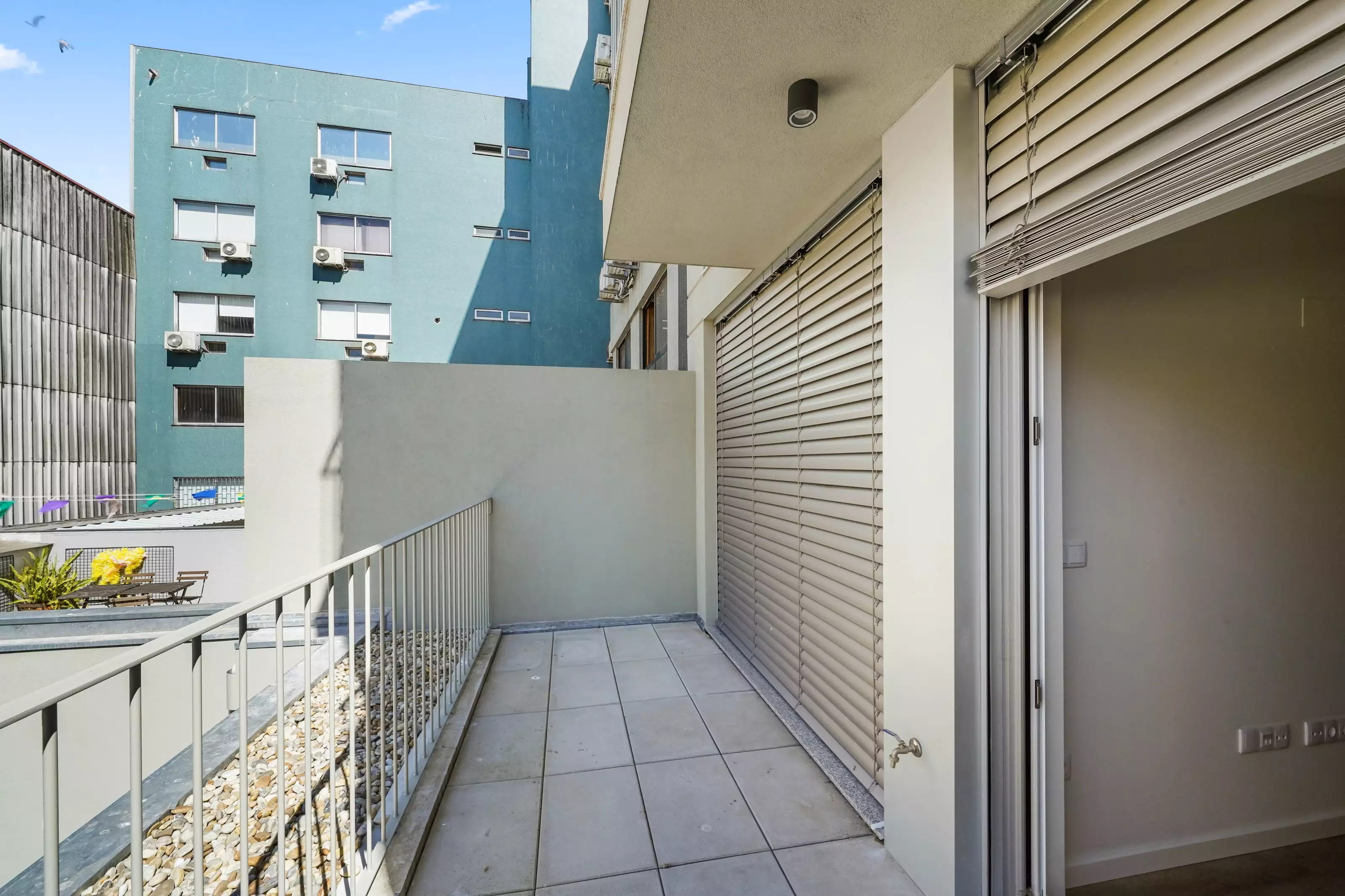 Flat 44m² in Portugal, Porto. Priced at 950€ rent photo-1