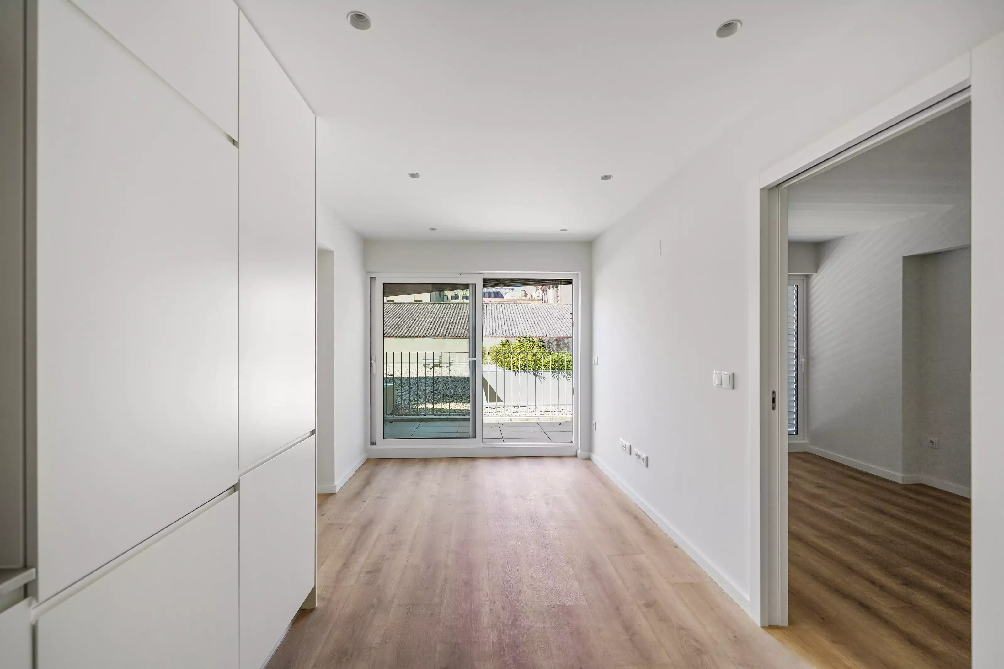 Flat 44m² in Portugal, Porto. Priced at 950€ rent photo-13