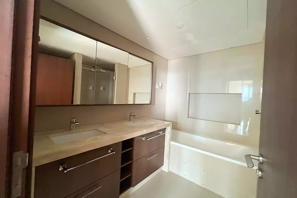 Flat 134m² in UAE, Dubai. Priced at 998862€ rent photo-9
