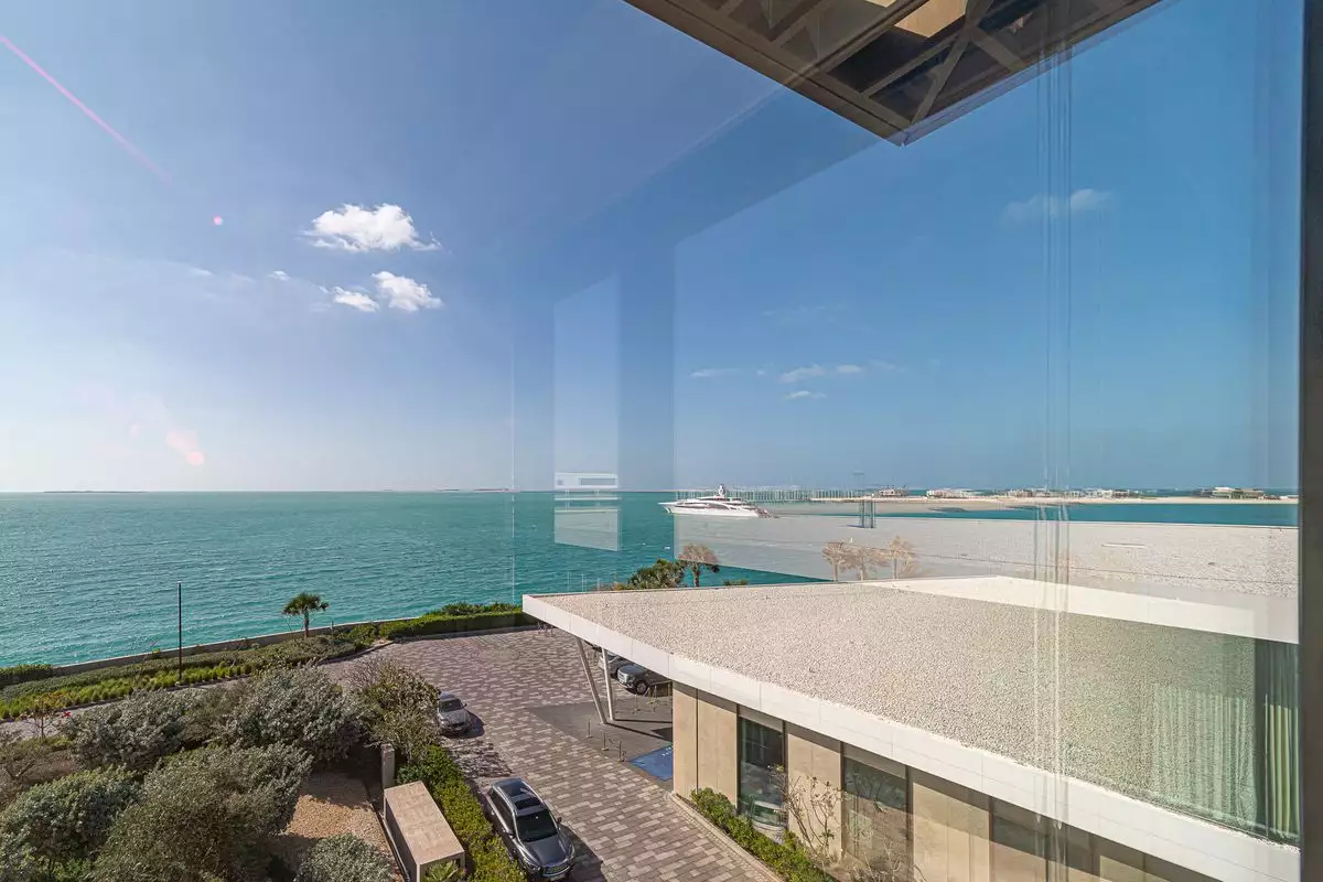 Flat 330m² in UAE, Dubai. Priced at 10488051€ rent photo-2