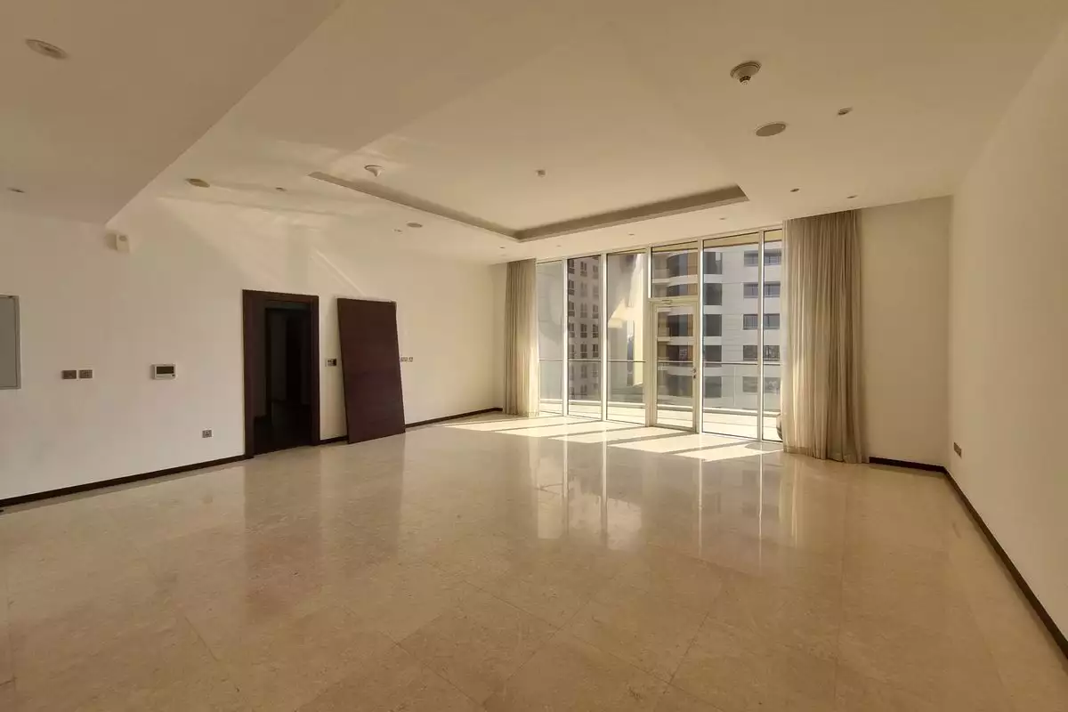 Flat 222m² in UAE, Dubai. Priced at 1560722€ rent photo-1