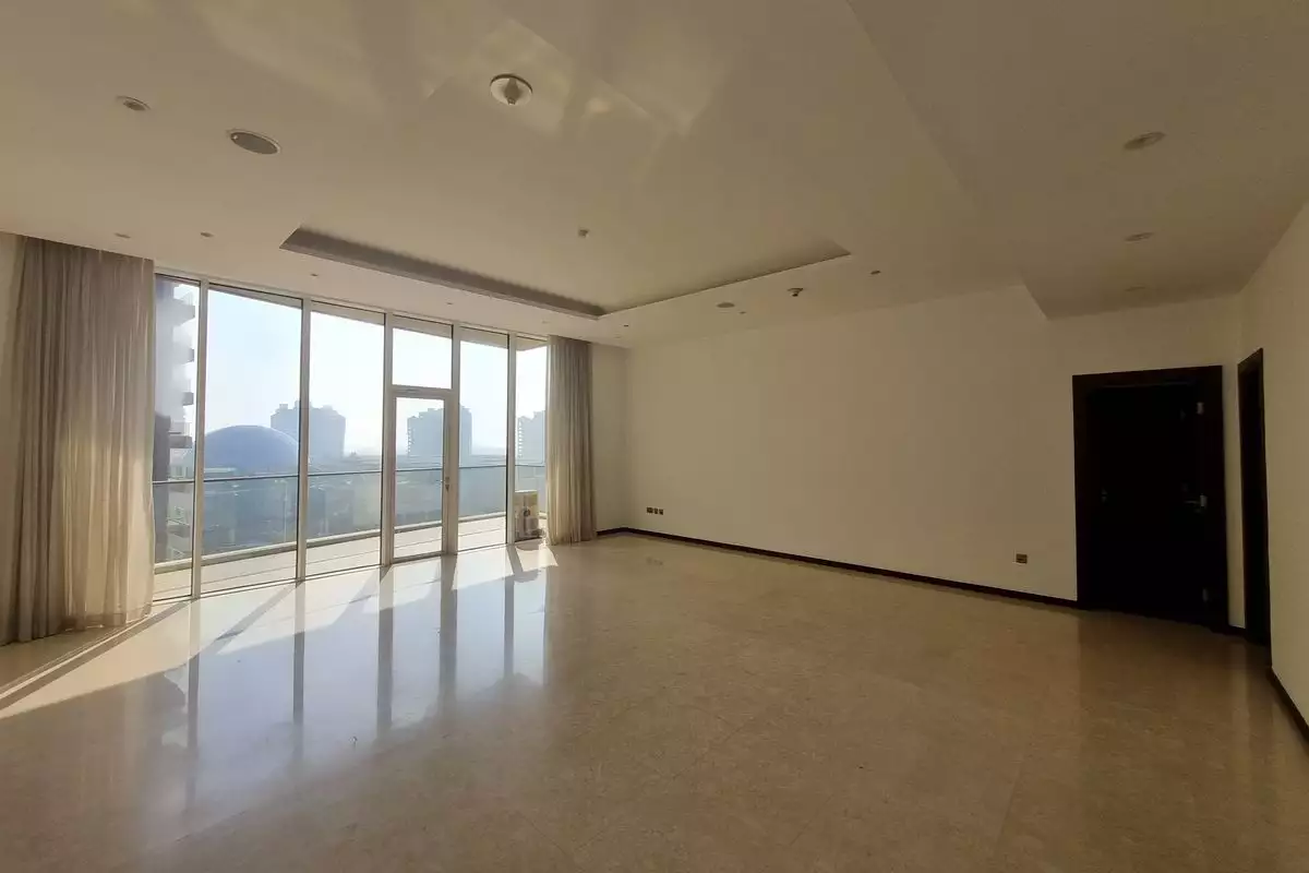Flat 222m² in UAE, Dubai. Priced at 1560722€ rent photo-2