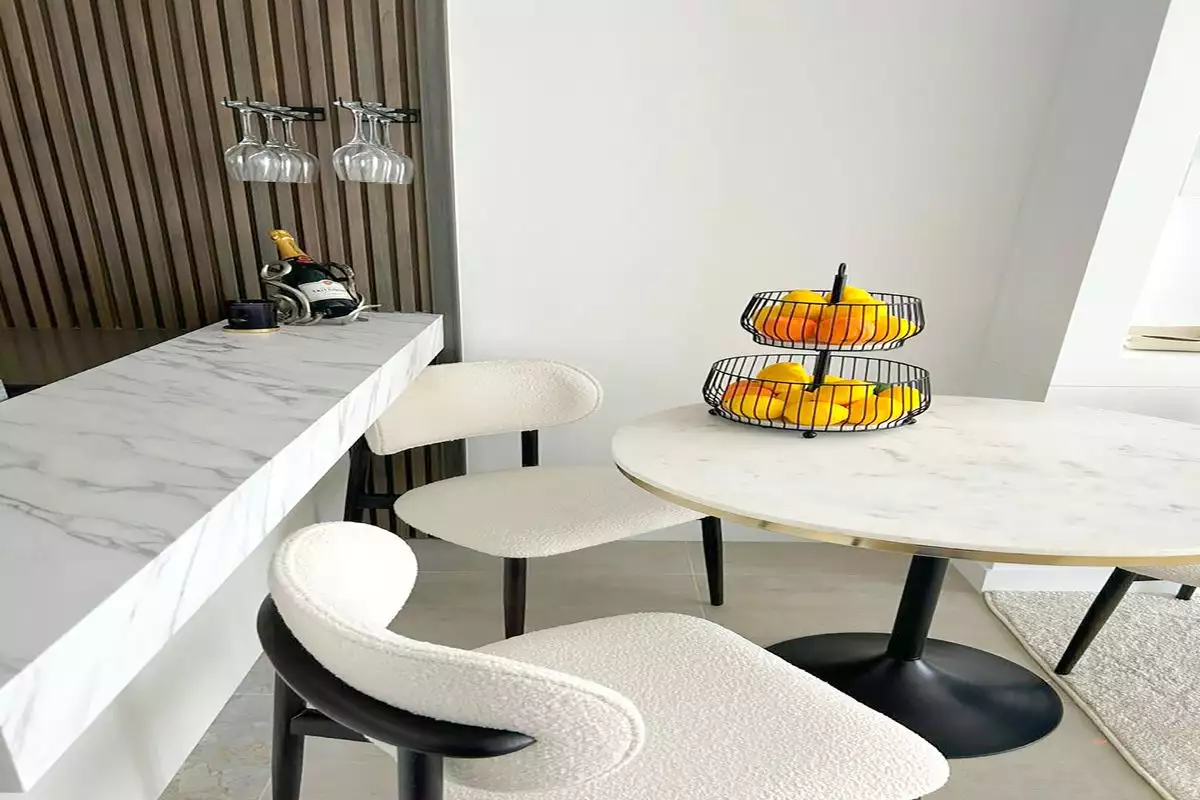 Flat 137m² in UAE, Dubai. Priced at 2247439€ rent photo-4