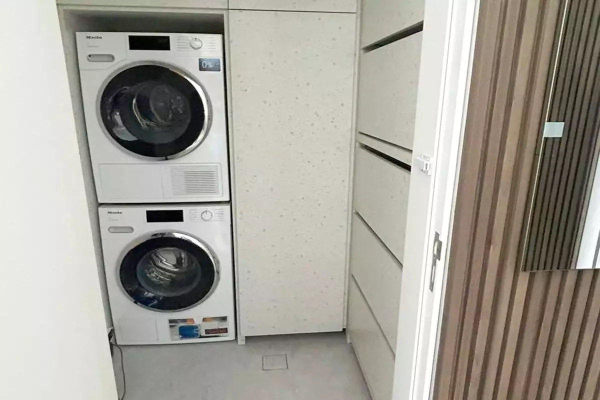 Flat 137m² in UAE, Dubai. Priced at 2247439€ rent photo-15