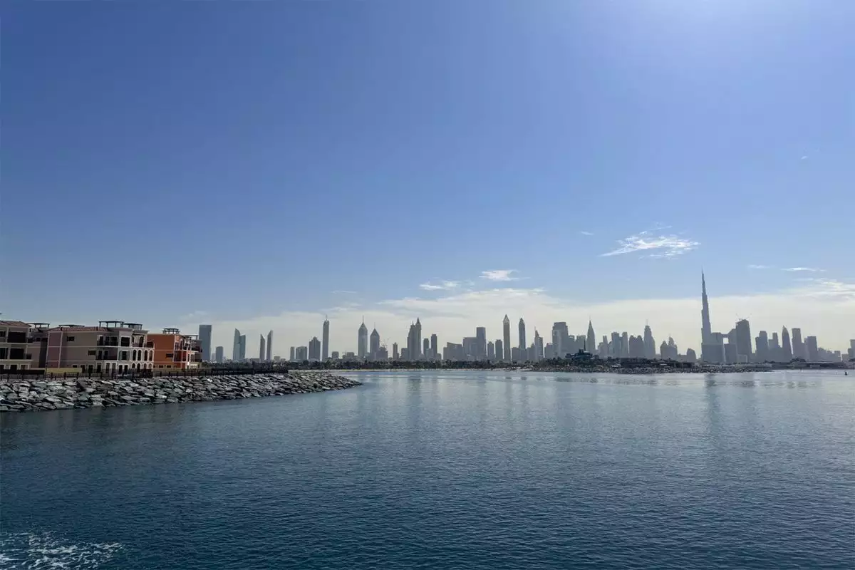 Flat 219m² in UAE, Dubai. Priced at 1997724€ rent photo-1