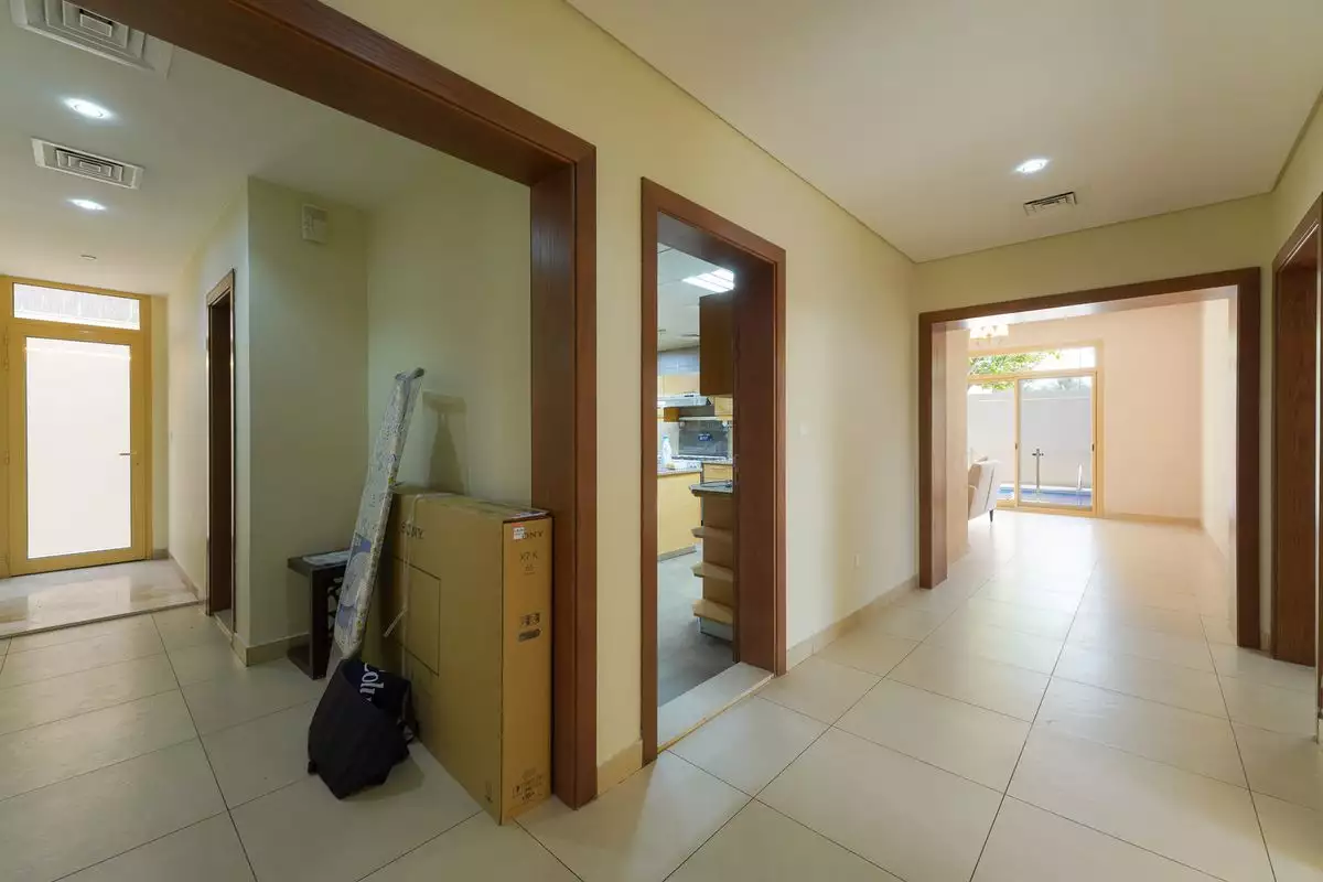 Villa 633m² in UAE, Abu Dhabi. Priced at 1523871€ rent photo-9
