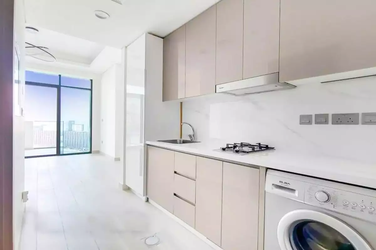 Flat 32m² in UAE, Dubai. Priced at 187287€ rent photo-8