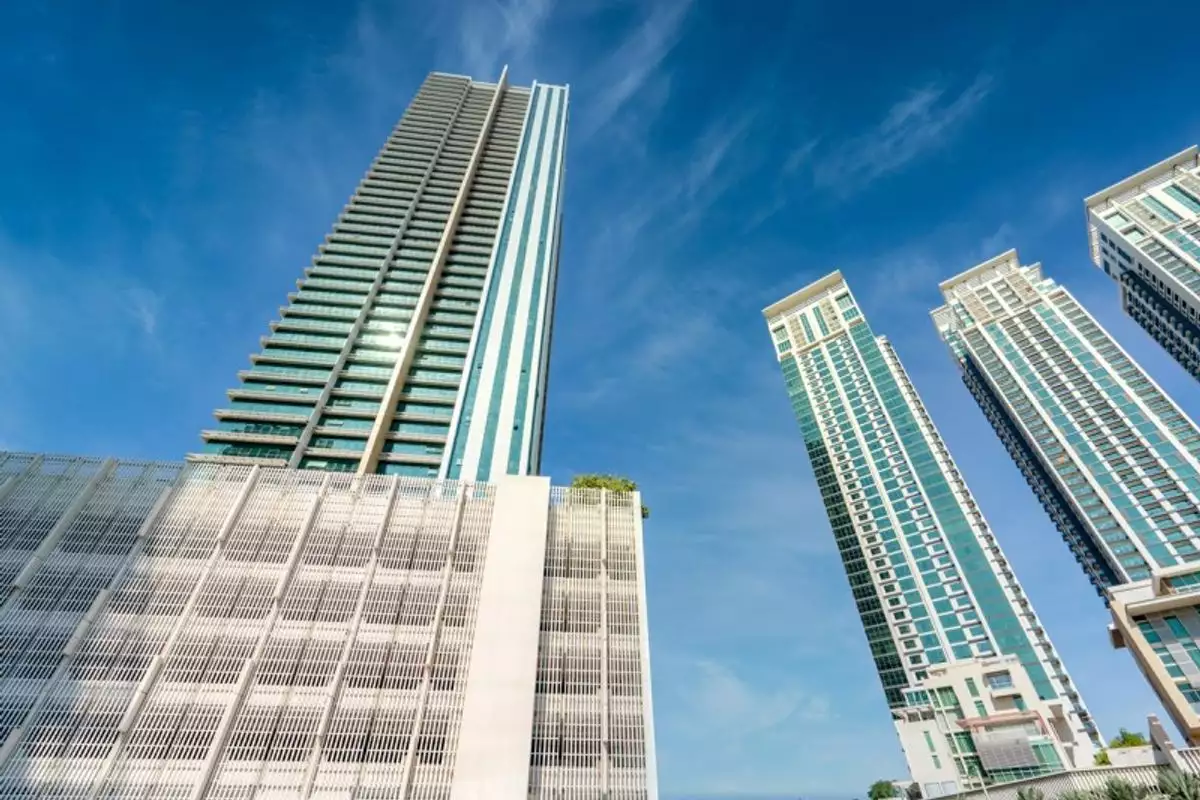 Flat 191m² in UAE, Abu Dhabi. Priced at 609548€ rent photo-2