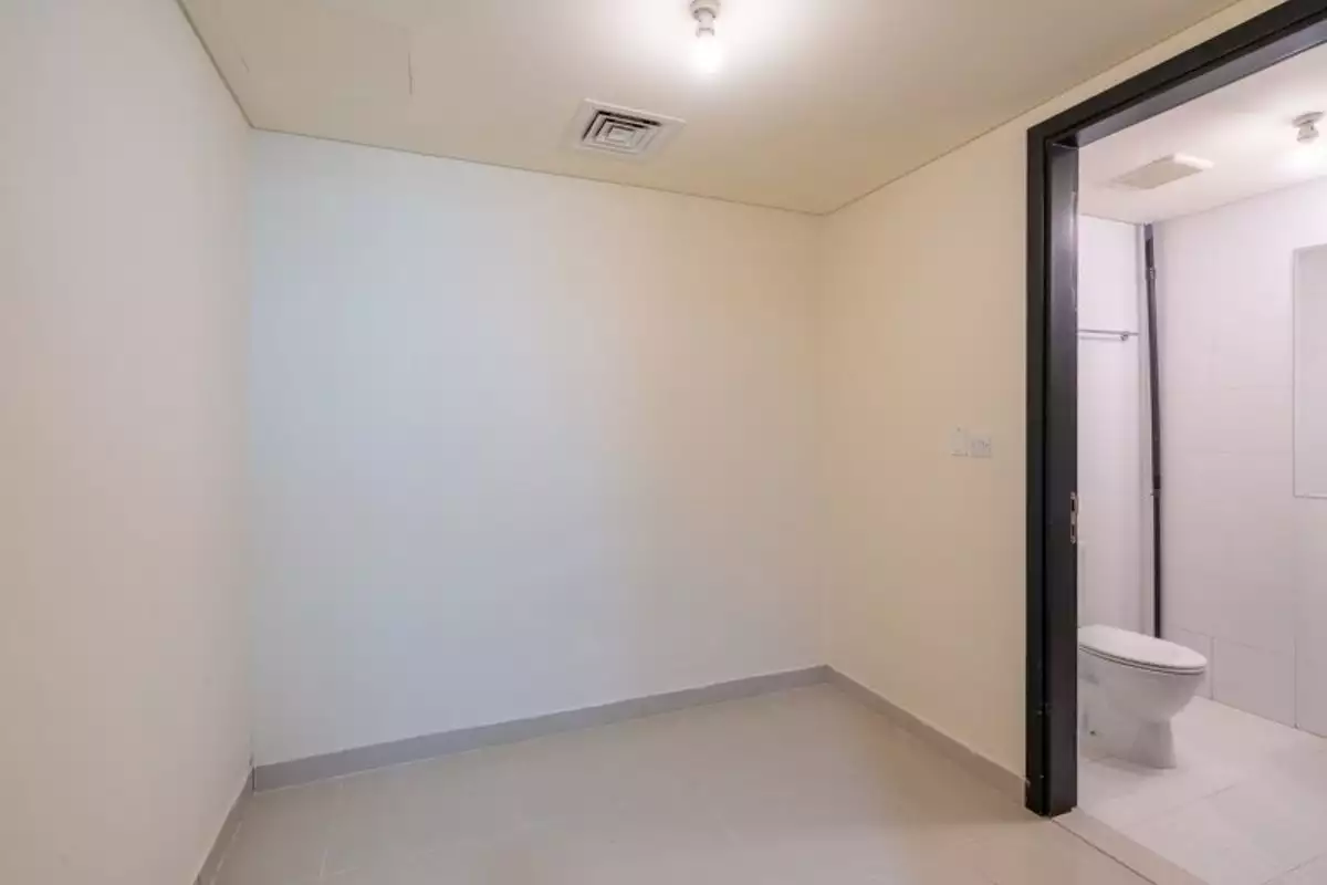 Flat 191m² in UAE, Abu Dhabi. Priced at 609548€ rent photo-16