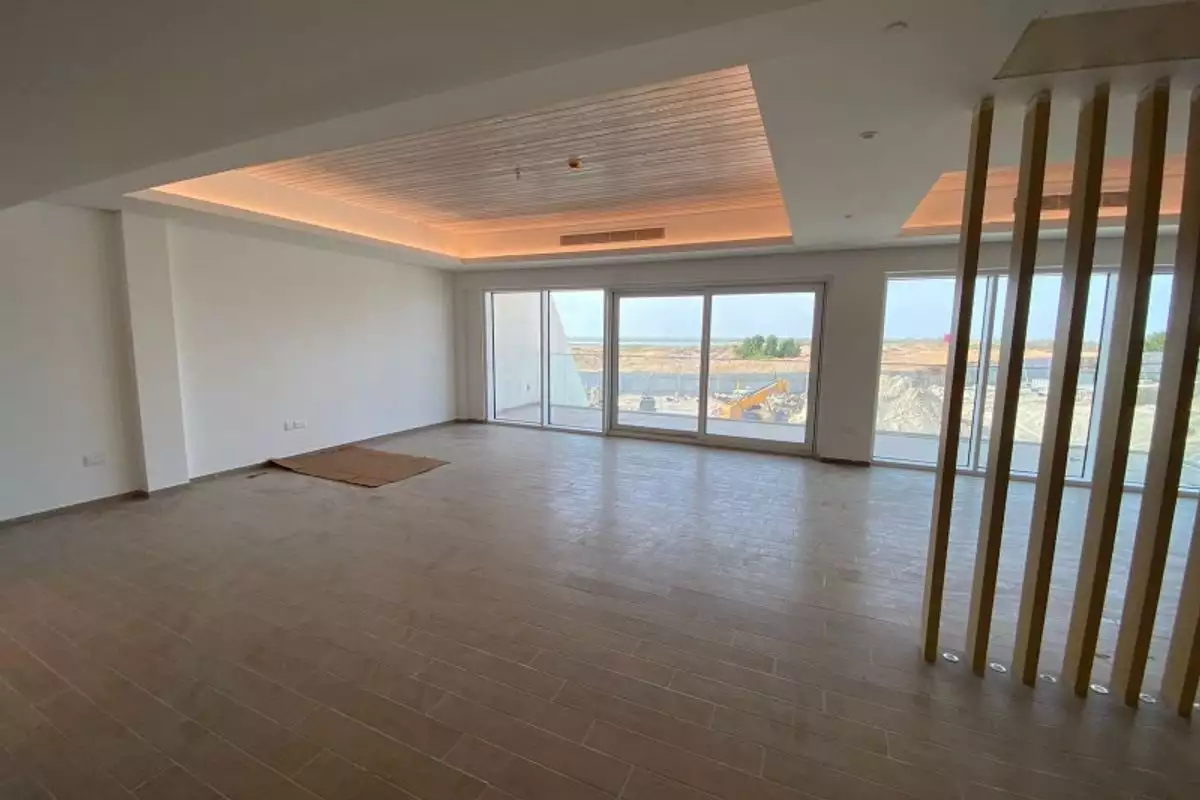 Townhouse 641m² in UAE, Abu Dhabi. Priced at 1997724€ rent photo-1