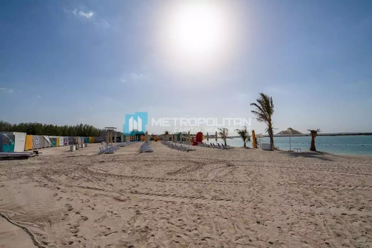Townhouse 641m² in UAE, Abu Dhabi. Priced at 1997724€ rent photo-16