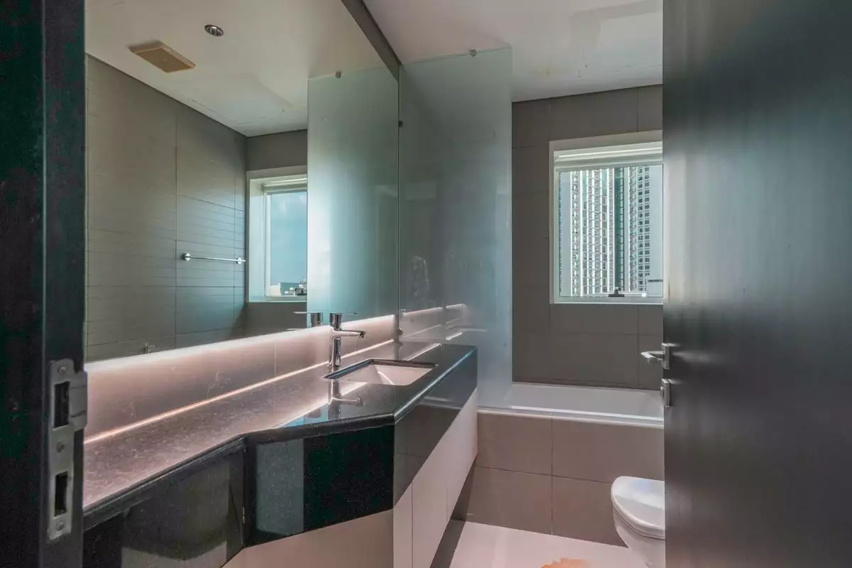 Flat 135m² in UAE, Abu Dhabi. Priced at 385235€ rent photo-16