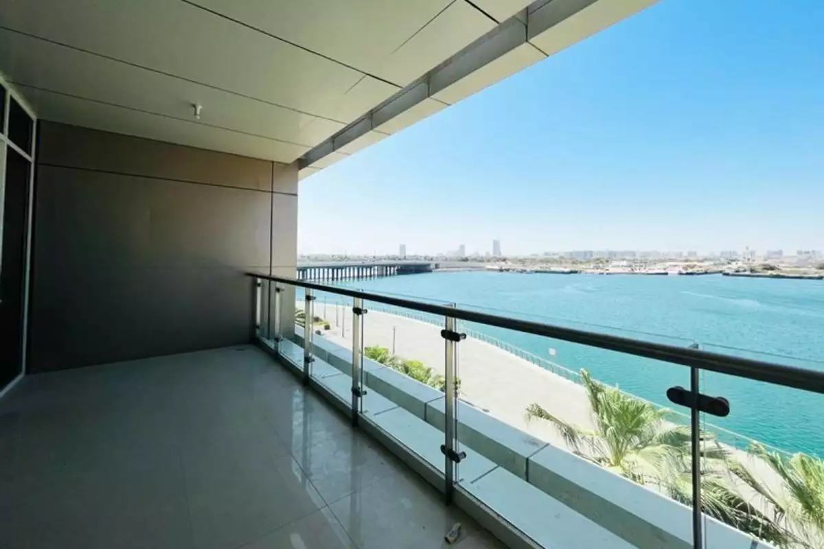 Flat 222m² in UAE, Abu Dhabi. Priced at 636775€ rent photo-8