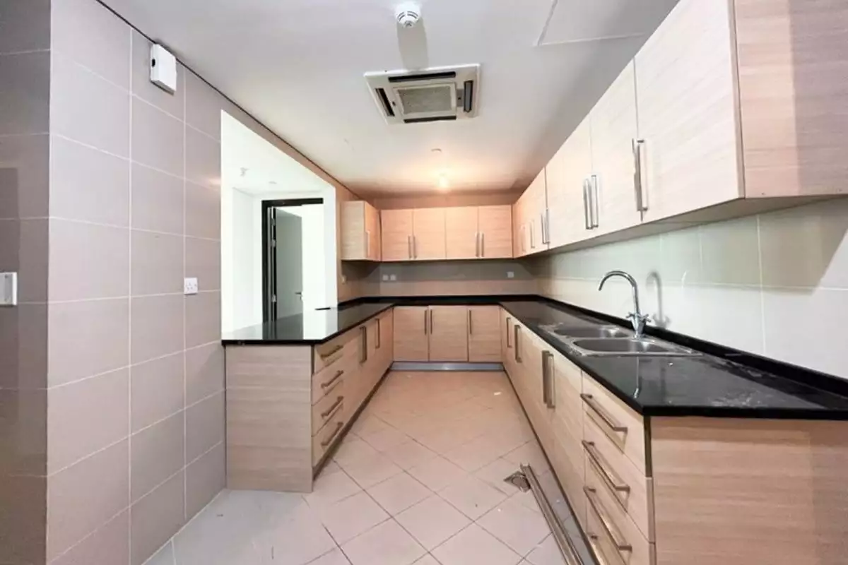 Flat 222m² in UAE, Abu Dhabi. Priced at 636775€ rent photo-15