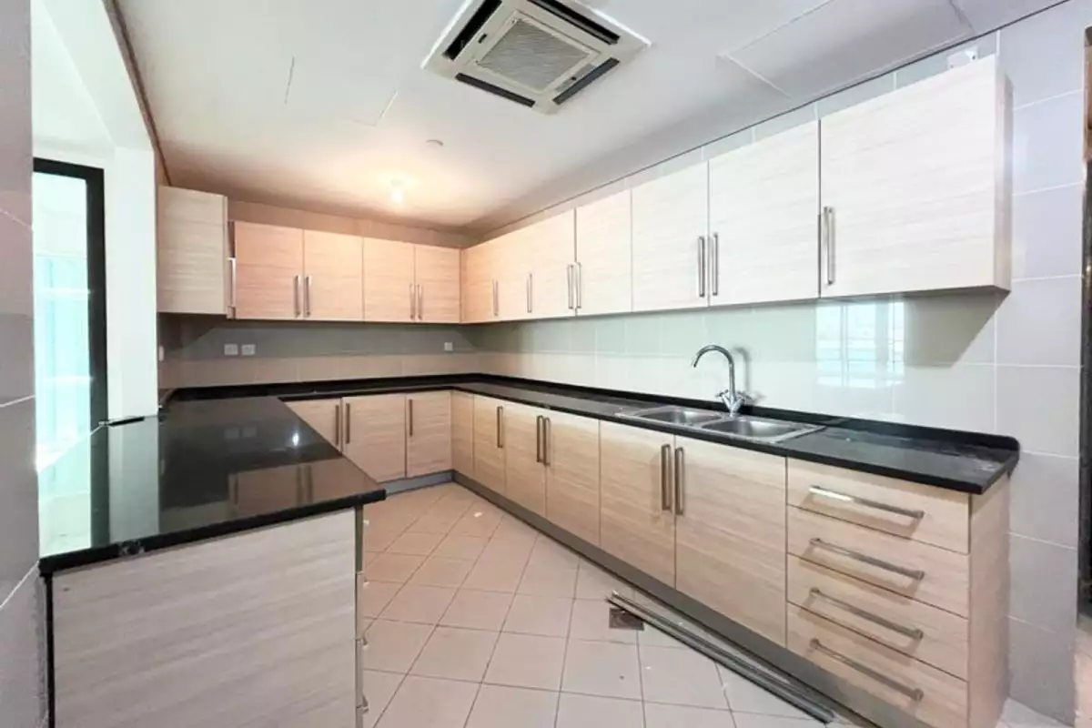 Flat 222m² in UAE, Abu Dhabi. Priced at 636775€ rent photo-16