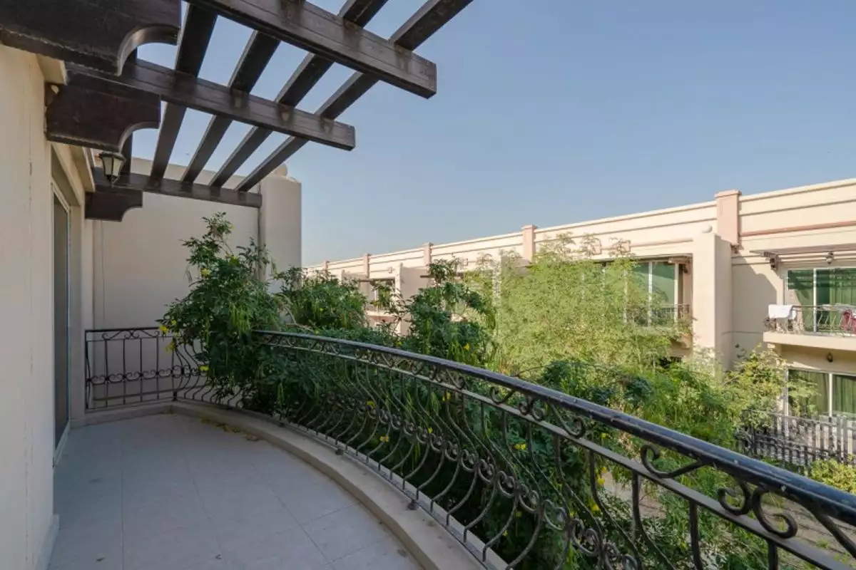 Villa 279m² in UAE, Abu Dhabi. Priced at 749146€ rent photo-2