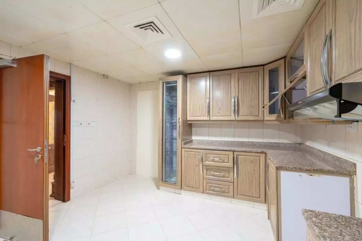Villa 279m² in UAE, Abu Dhabi. Priced at 749146€ rent photo-6