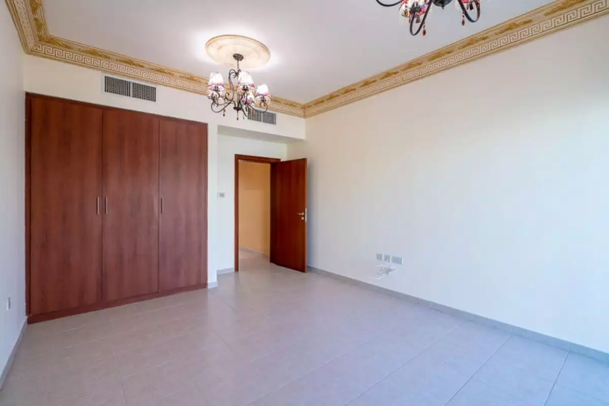 Villa 279m² in UAE, Abu Dhabi. Priced at 749146€ rent photo-15