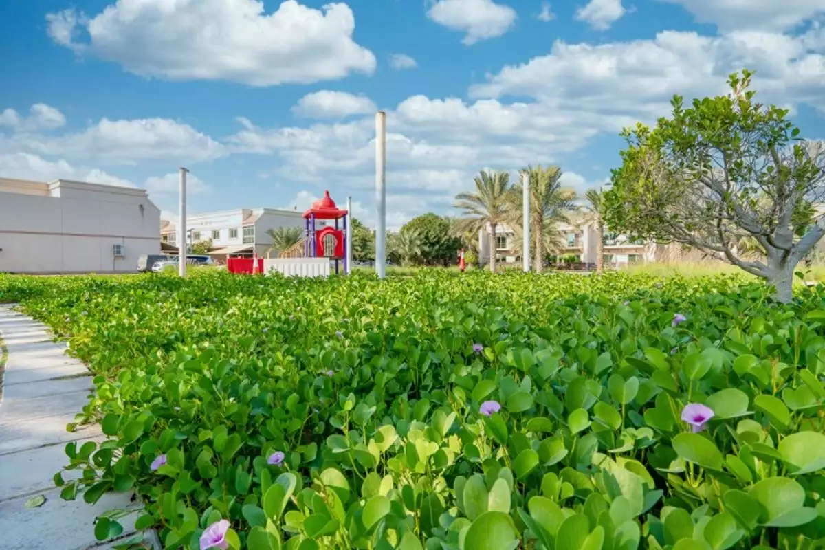 Villa 279m² in UAE, Abu Dhabi. Priced at 749146€ rent photo-26