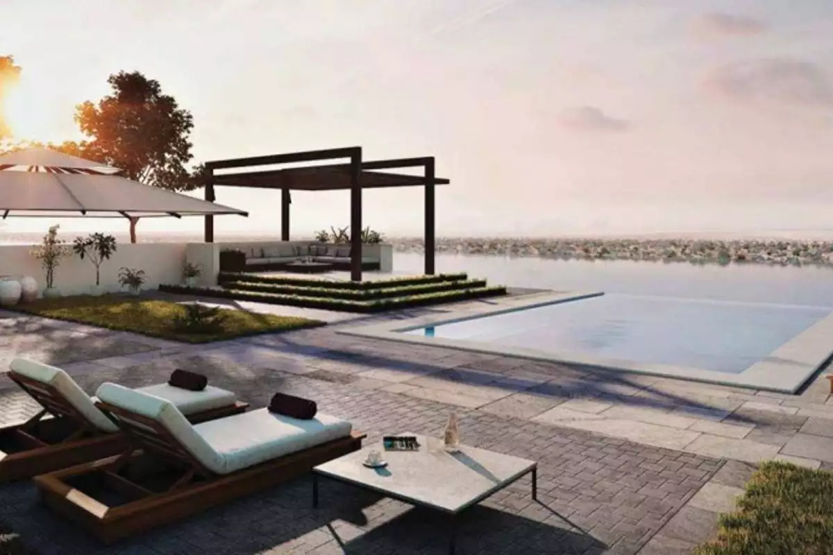 Land 1800m² in UAE, Abu Dhabi. Priced at 1962745€ rent photo-2
