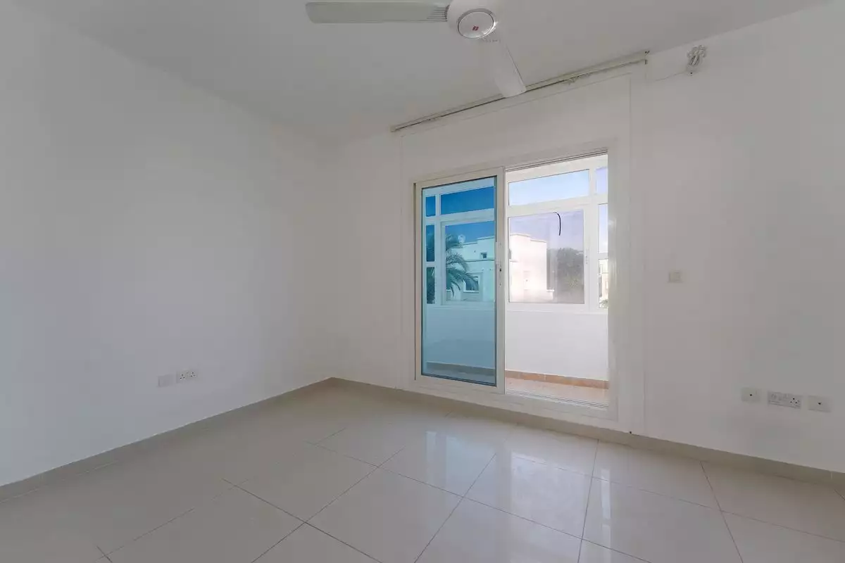 Villa 174m² in UAE, Abu Dhabi. Priced at 374573€ rent photo-17