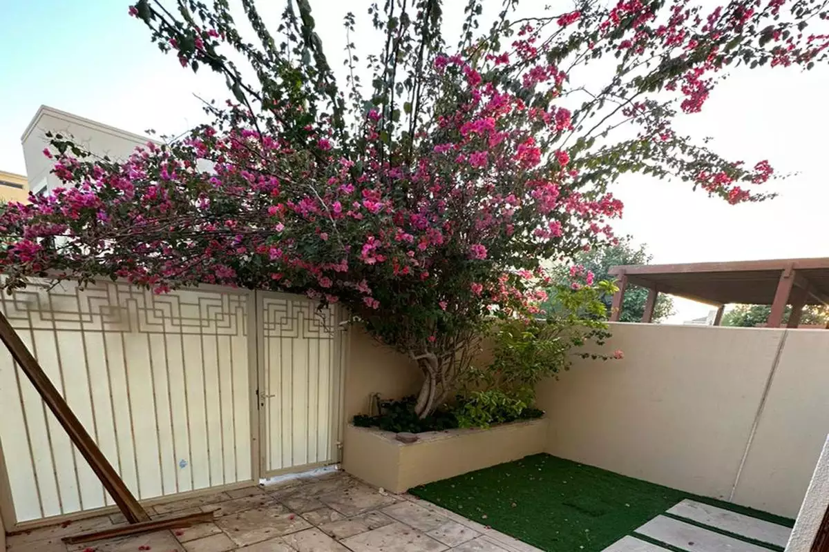 Townhouse 301m² in UAE, Abu Dhabi. Priced at 699203€ rent photo-19