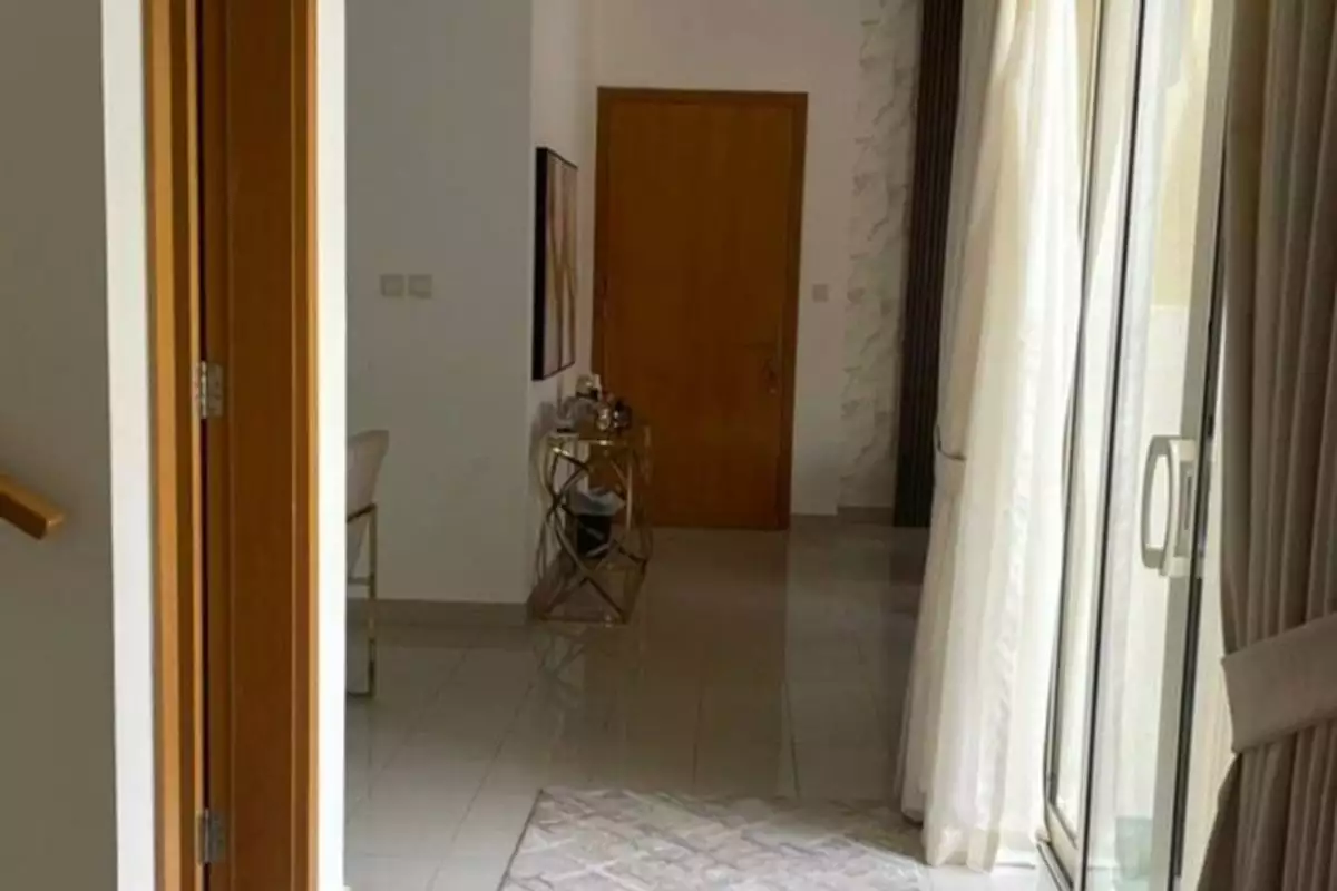 Townhouse 240m² in UAE, Abu Dhabi. Priced at 699203€ rent photo-10
