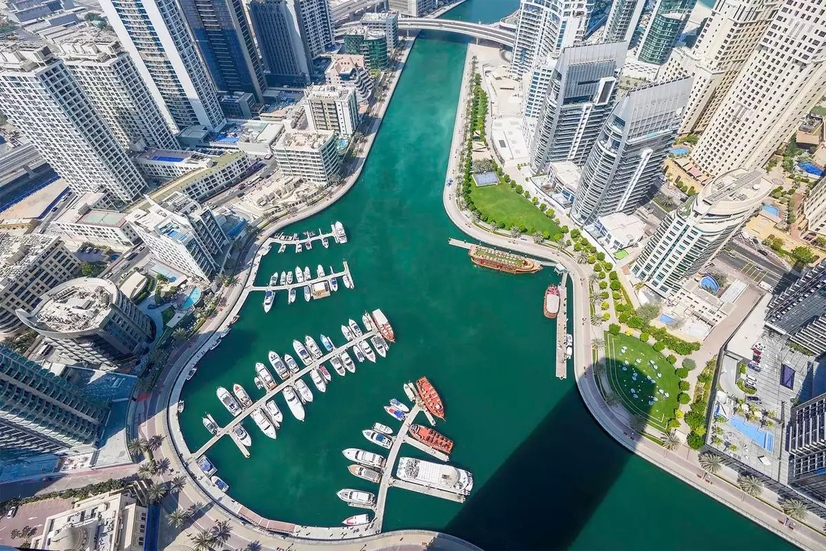Flat 281m² in UAE, Dubai. Priced at 4370021€ rent photo-1