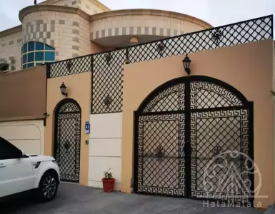 Buy in UAE for 2925832€