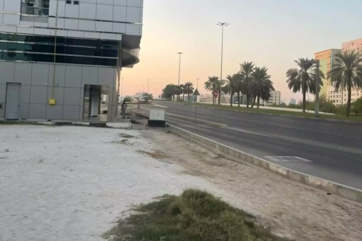 Land 297m² in UAE, Abu Dhabi. Priced at 3169651€ rent photo-5
