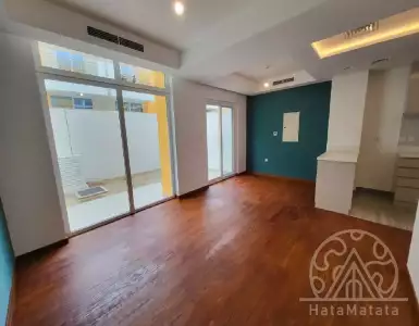 Buy in UAE for 694209€