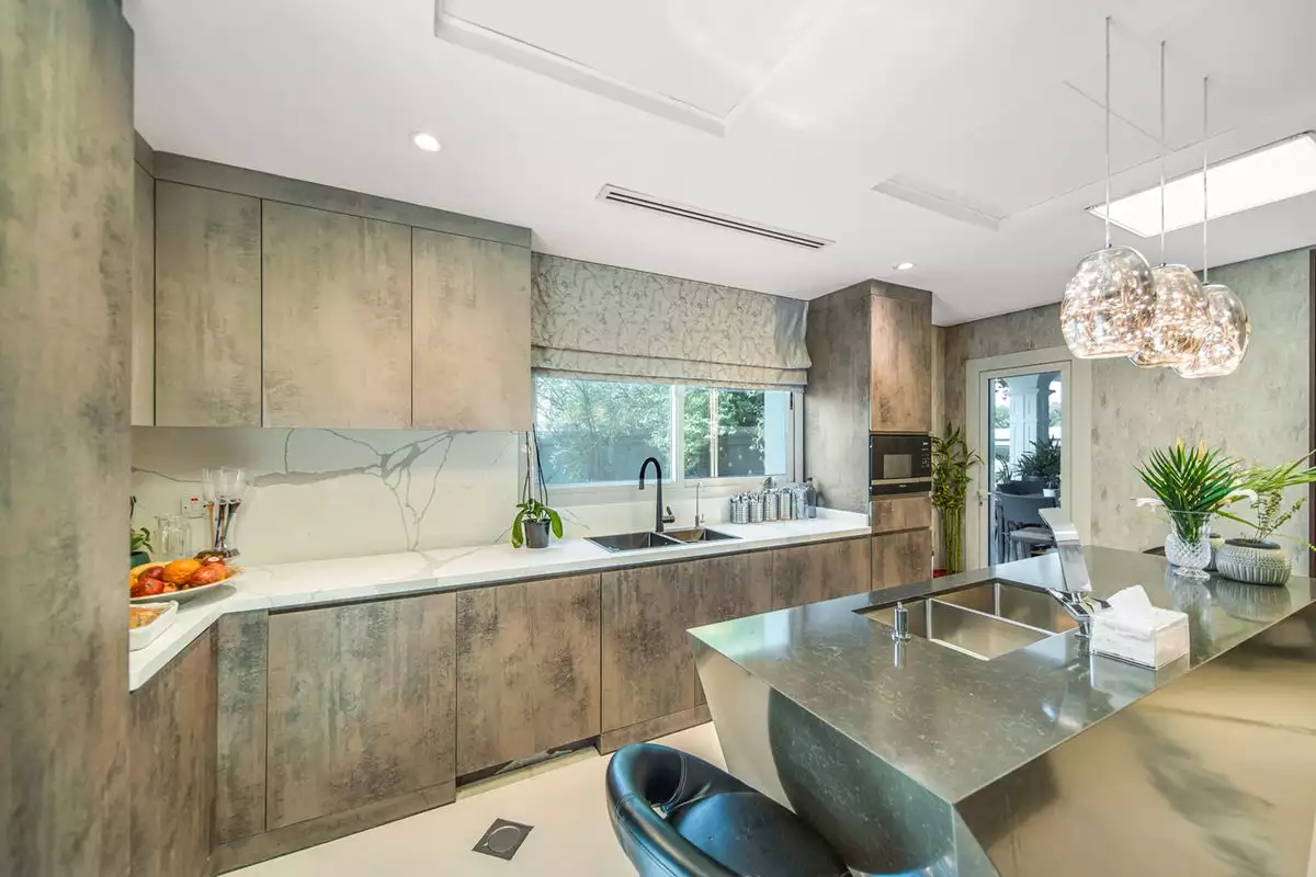 Villa 814m² in UAE, Dubai. Priced at 2932909€ rent photo-10
