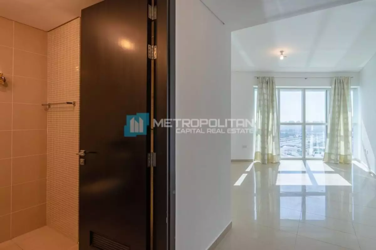 Flat 147m² in UAE, Abu Dhabi. Priced at 402302€ rent photo-9