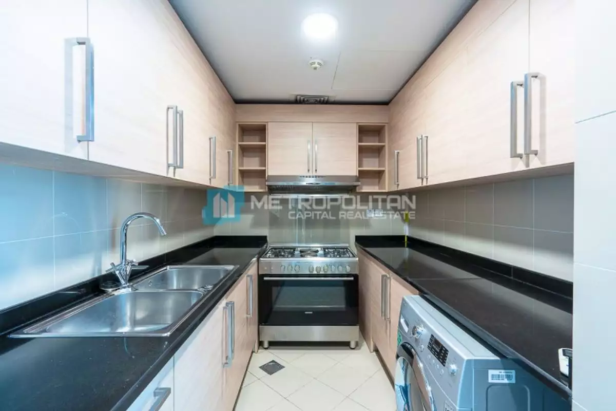 Flat 147m² in UAE, Abu Dhabi. Priced at 402302€ rent photo-11