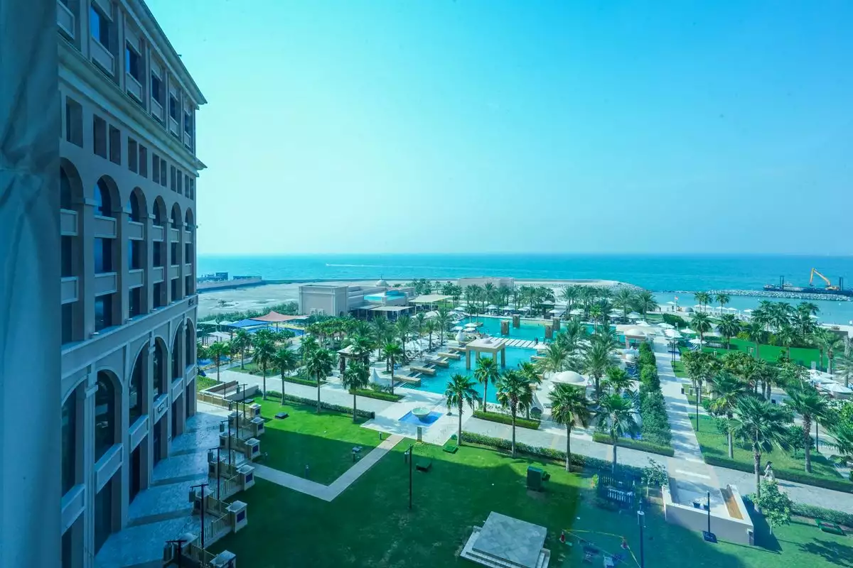 Flat 145m² in UAE, Abu Dhabi. Priced at 1097187€ rent photo-13