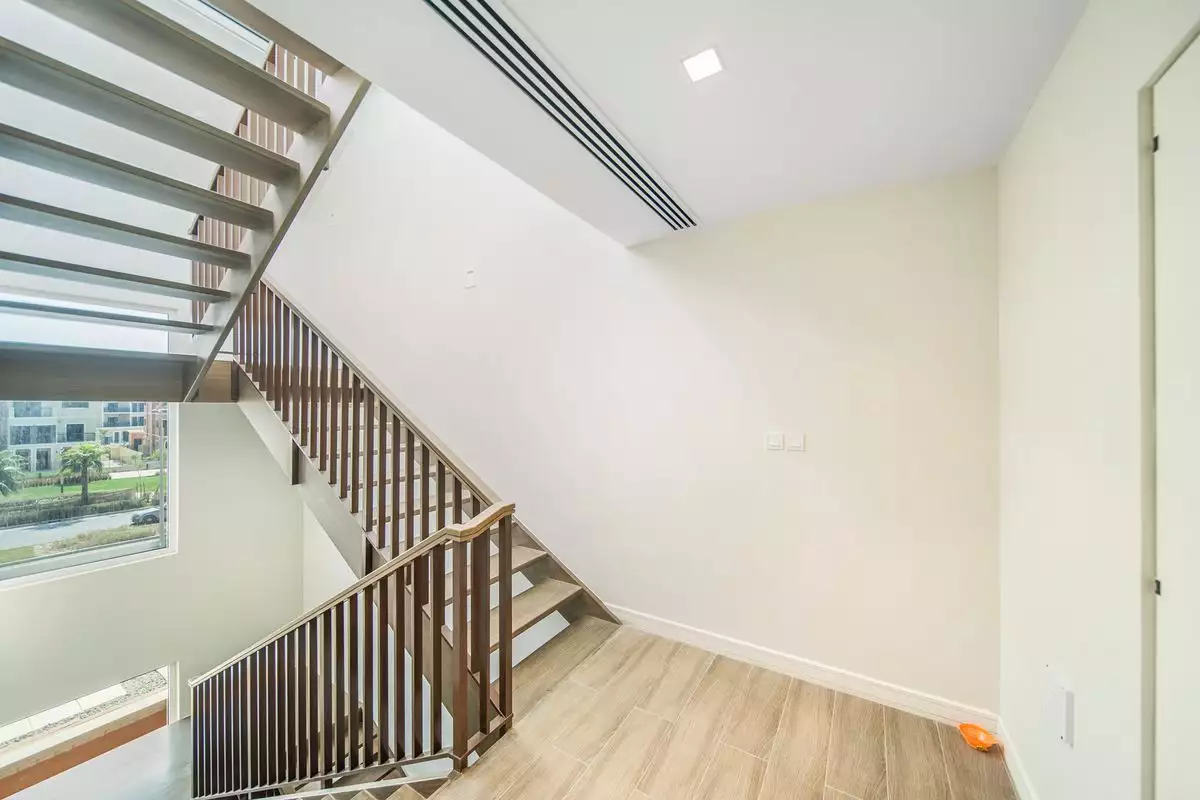 Townhouse 331m² in UAE, Dubai. Priced at 3169651€ rent photo-17