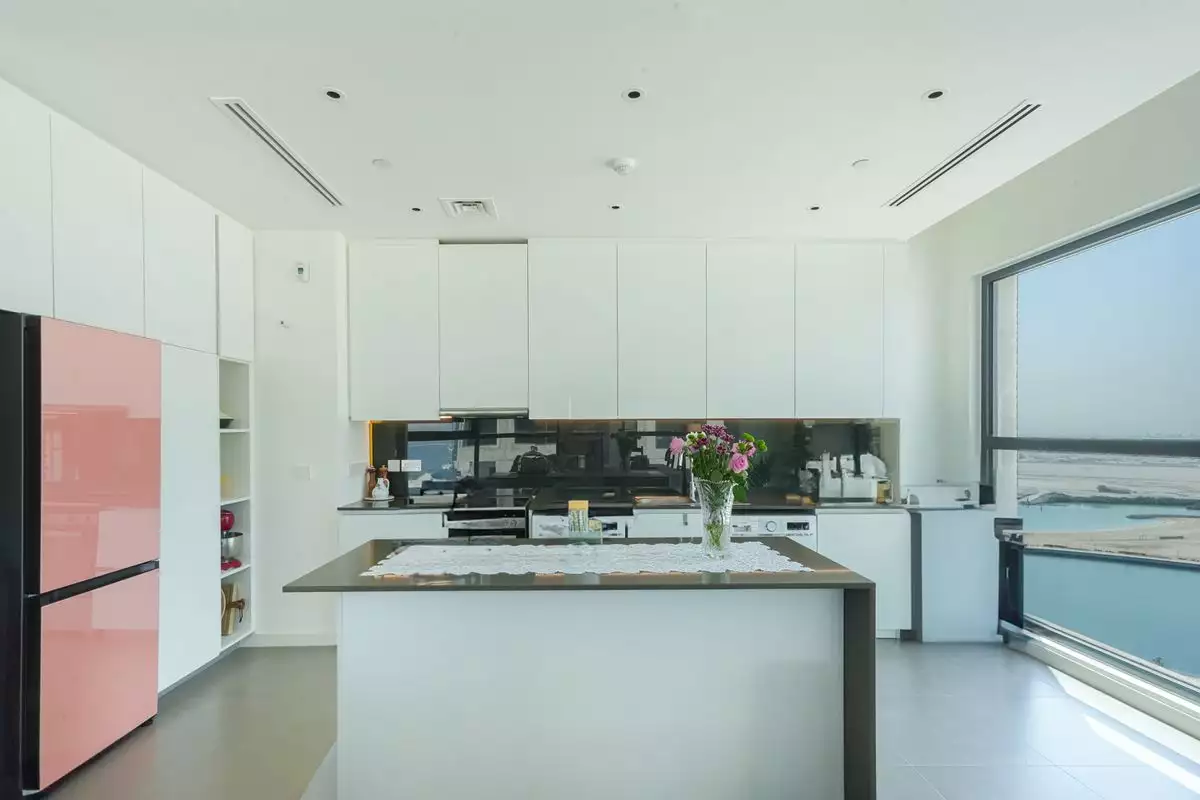 Flat 67m² in UAE, Abu Dhabi. Priced at 292583€ rent photo-5