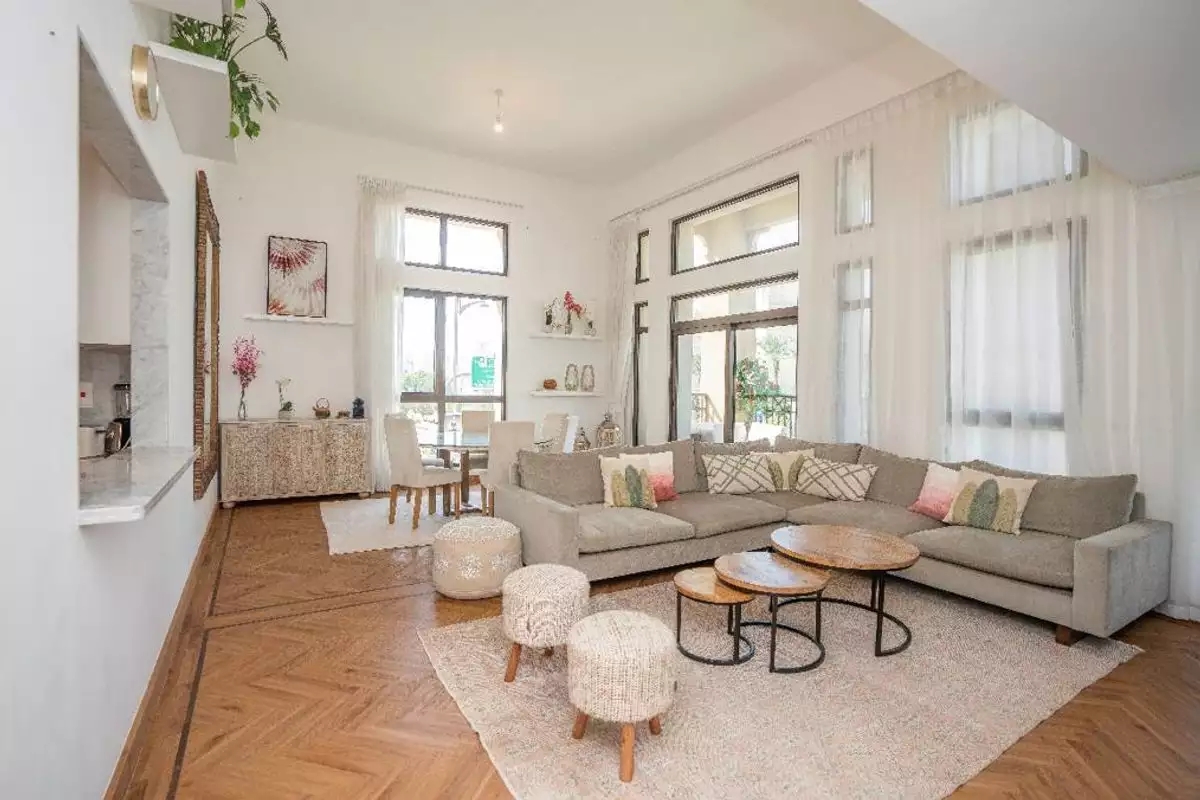 Flat 138m² in UAE, Dubai. Priced at 1198634€ rent photo-4