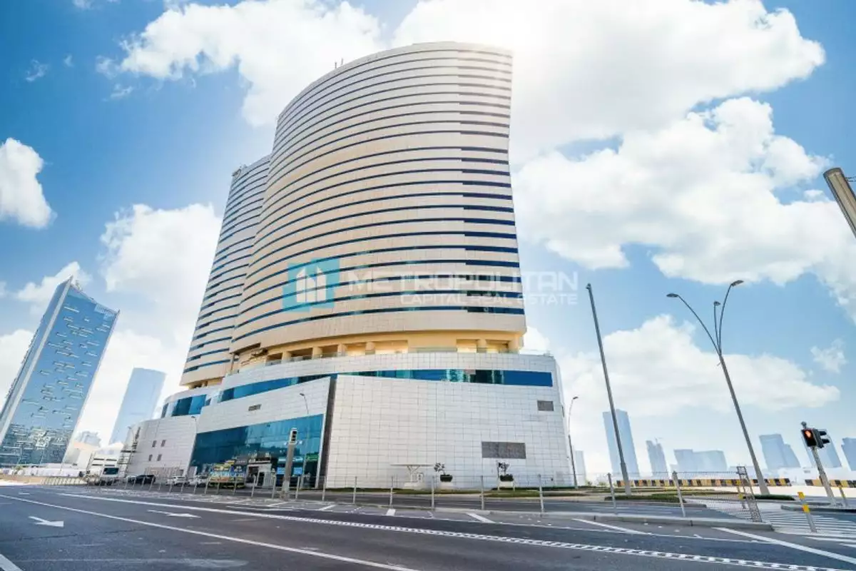 Flat 132m² in UAE, Abu Dhabi. Priced at 268201€ rent photo-3