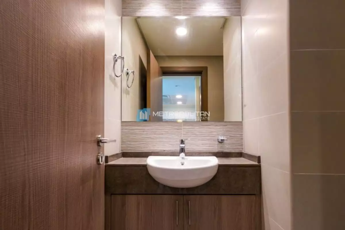 Flat 125m² in UAE, Abu Dhabi. Priced at 487639€ rent photo-11