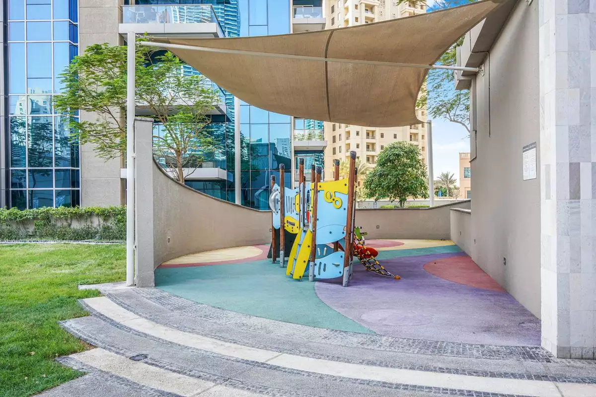 Flat 125m² in UAE, Dubai. Priced at 682694€ rent photo-16