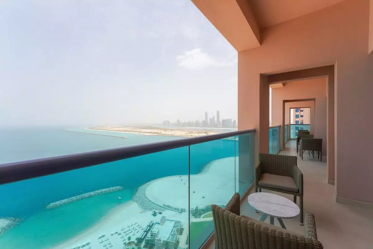 Flat 273m² in UAE, Abu Dhabi. Priced at 1560444€ rent photo-7