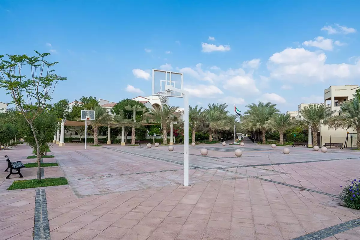 Townhouse 107m² in UAE, Abu Dhabi. Priced at 560784€ rent photo-17