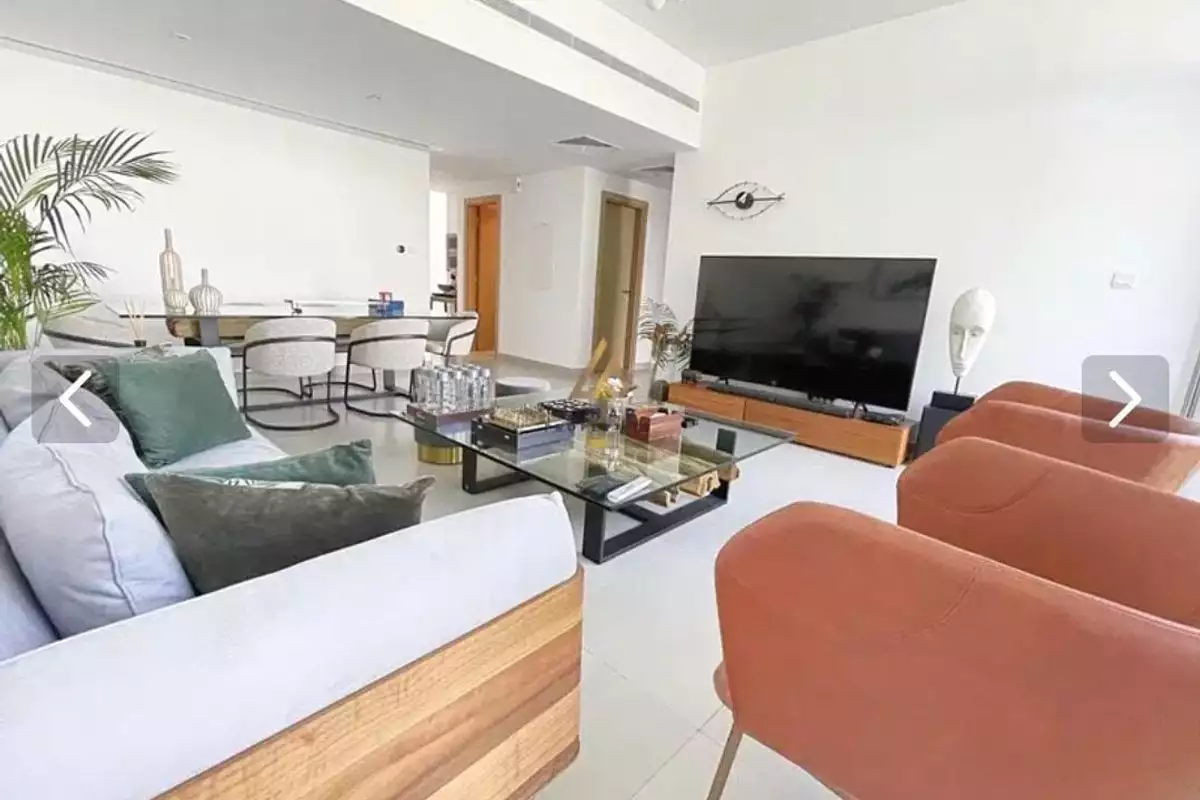 Townhouse 187m² in UAE, Dubai. Priced at 699203€ rent photo-2