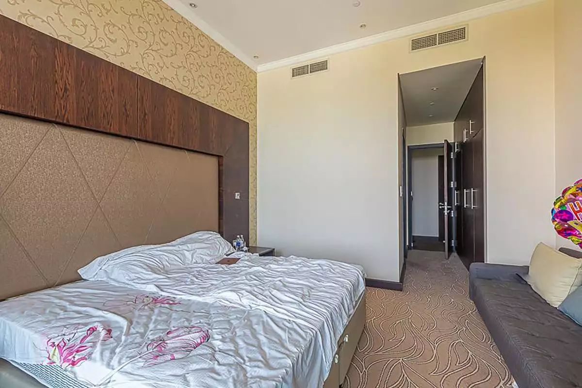Flat 257m² in UAE, Dubai. Priced at 1648122€ rent photo-7