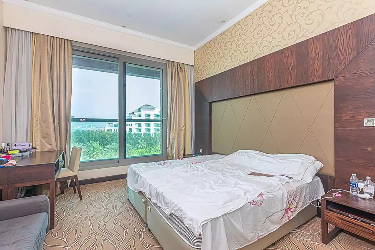 Flat 257m² in UAE, Dubai. Priced at 1648122€ rent photo-8