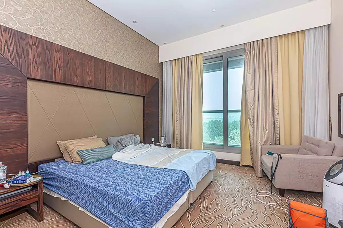 Flat 257m² in UAE, Dubai. Priced at 1648122€ rent photo-9